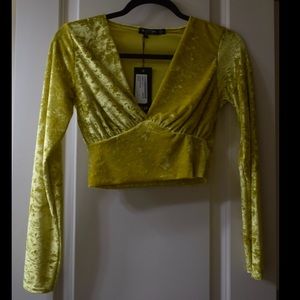 Long sleeve crop top